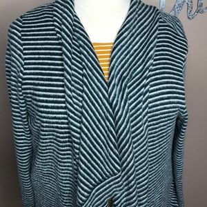 Soft Cardigan with waterfall front